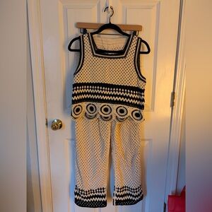 Black and White Crochet Set